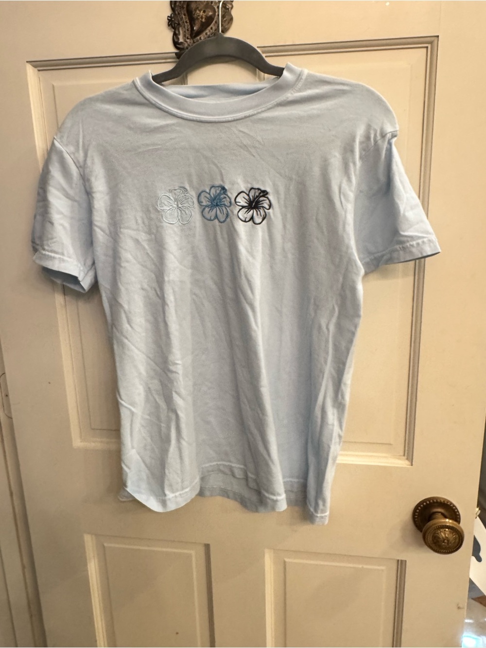 Gildan Light Blue Short Sleeve Crewneck Tee with Trio Floral Embroidery